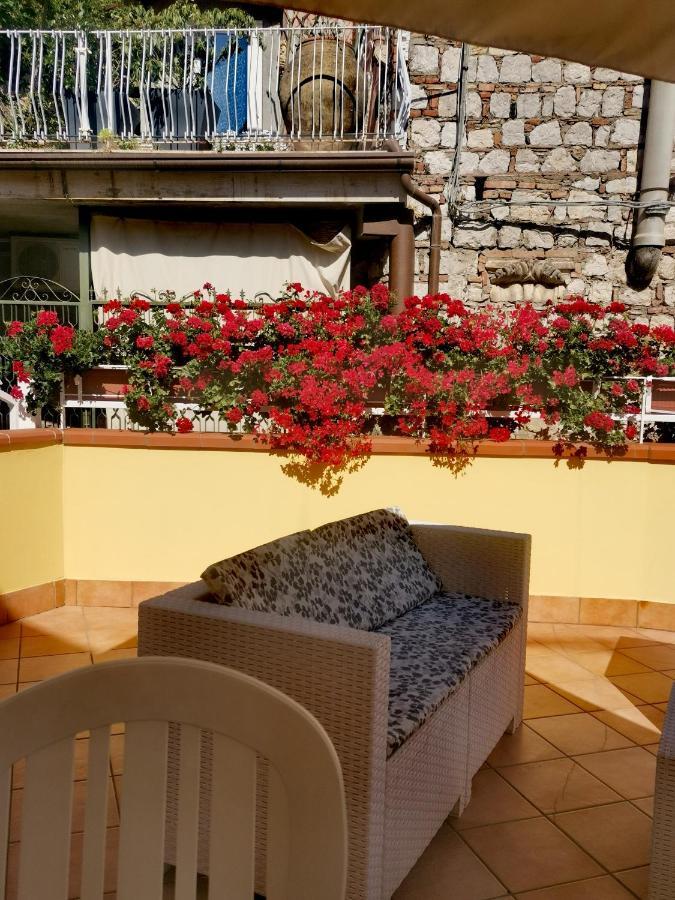 Cartolina Apartment Taormina Esterno foto