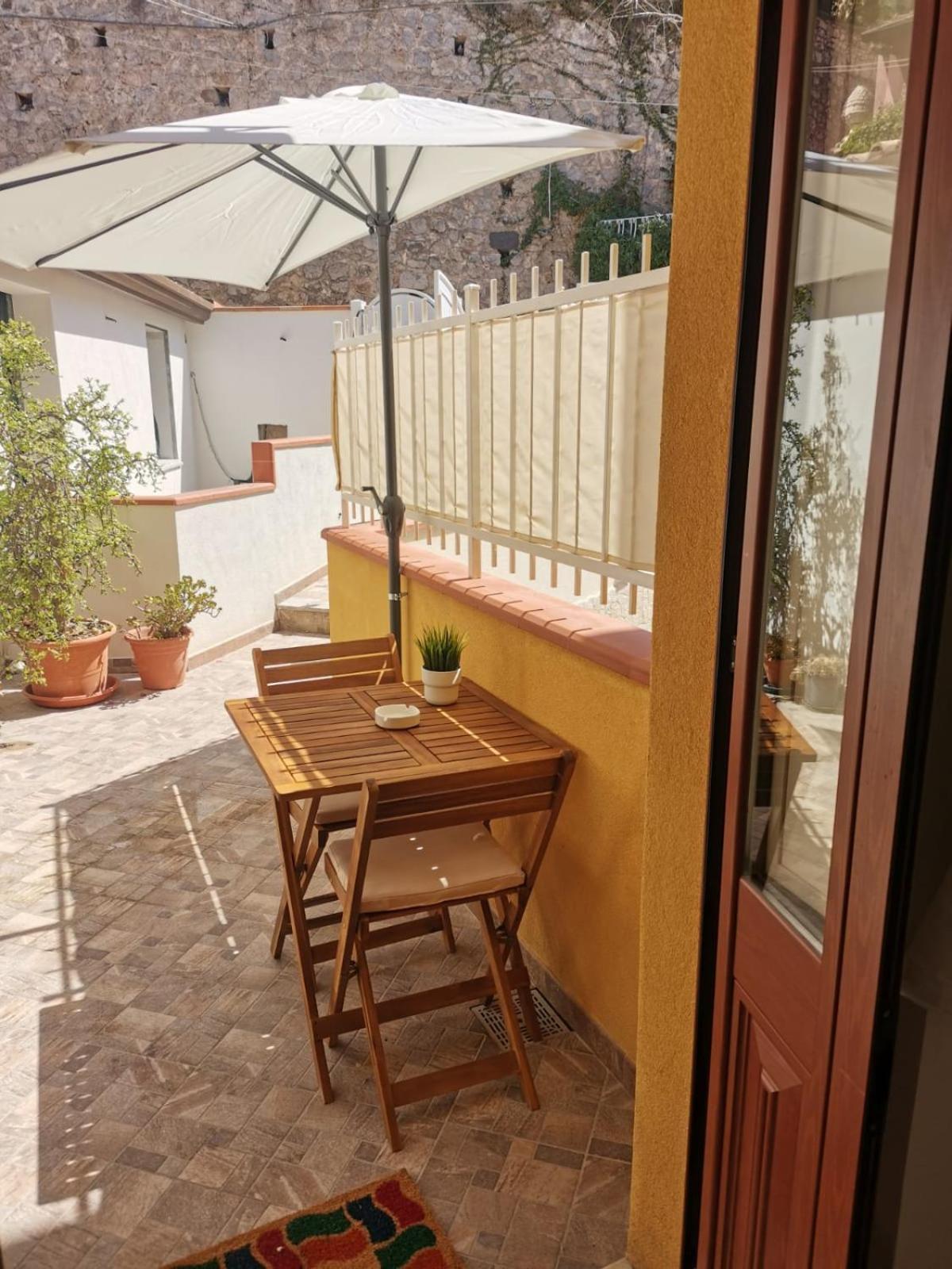 Cartolina Apartment Taormina Esterno foto