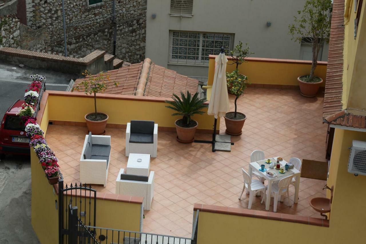 Cartolina Apartment Taormina Esterno foto